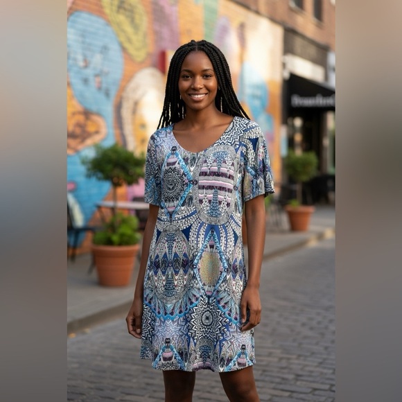 The Zig Zag Stripe Women's Design Dress - Picture 1 of 7